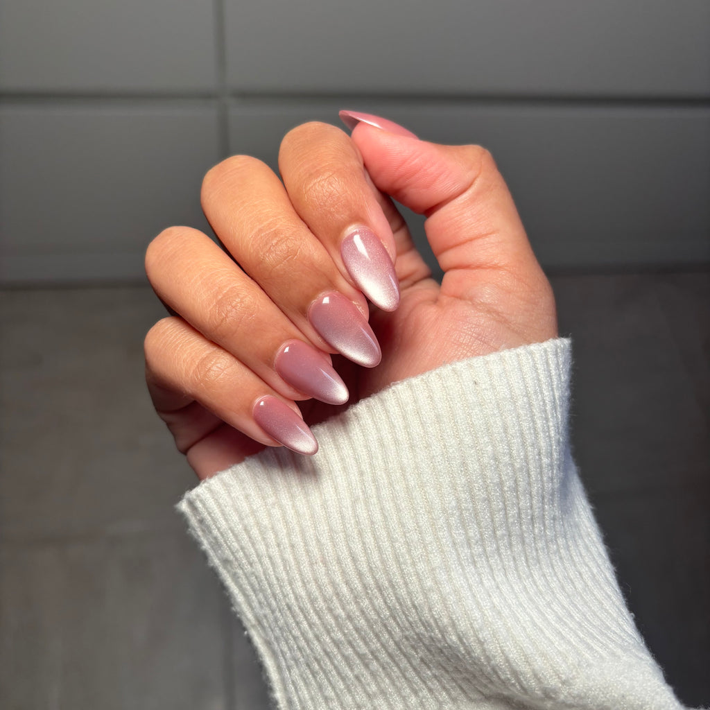 Rose Aura